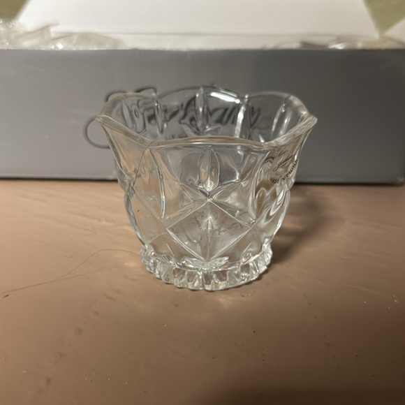 Lady Anne votives set of 3 - Picture 2 of 3